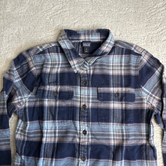 Women's Patagonia Medium Long Sleeve Plaid Flannel Shirt Organic Cotton - Picture 2 of 6